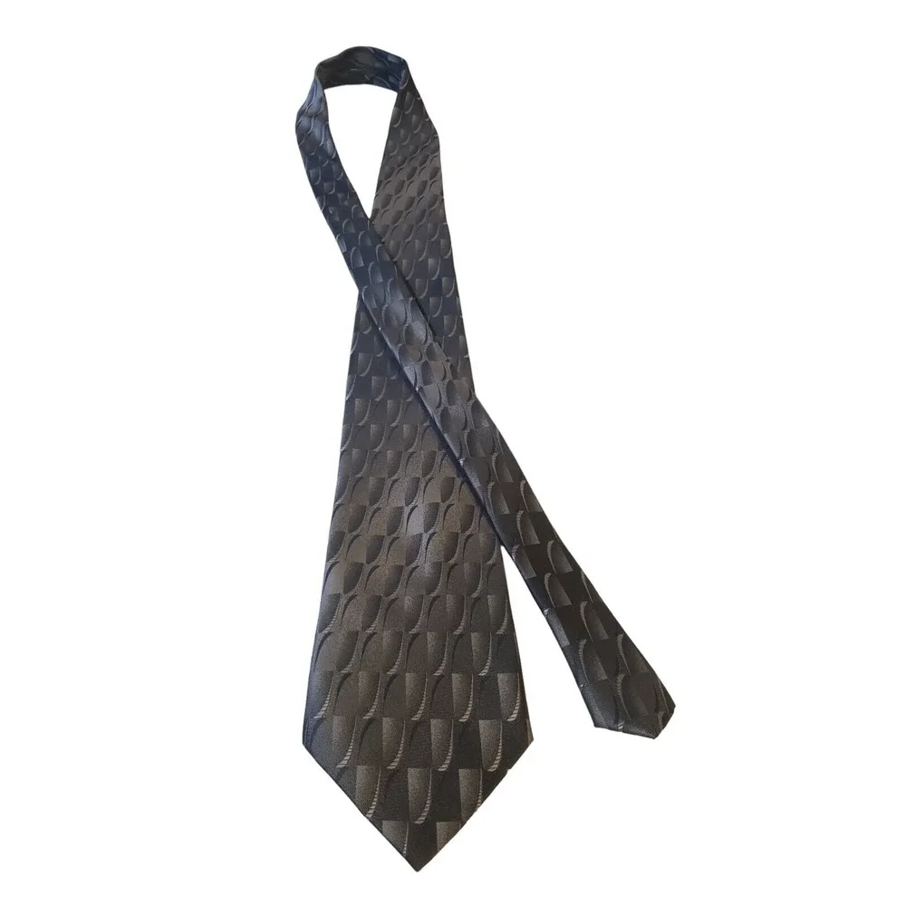 David‎ Taylor Designer Polyester Tie Gray Geometric Necktie Made in USA Business